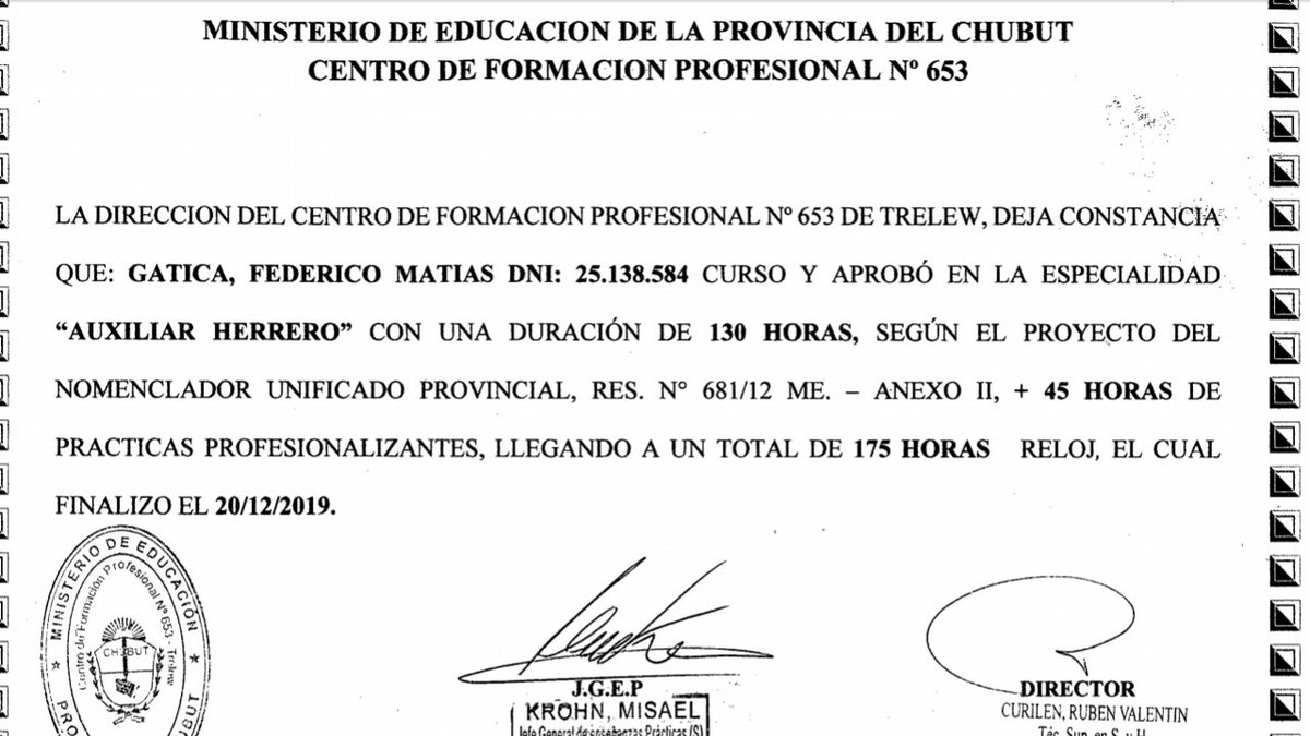 NicolasGil2011's tweet image. #Embrujo Federico Gatica solicitó el adelantamiento de las salidas transitorias en el marco del estímulo educativo. Concluyó con el curso "Auxiliar Herrero". 
La nota completa en @ElChubut