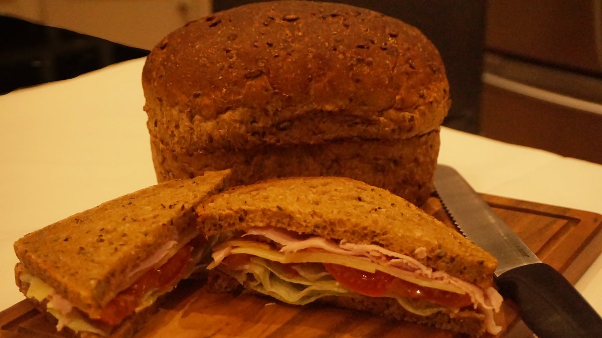 CornDollyFoods's tweet photo. When thinking of a healthy balanced diet, one bread we recommend including is our Multiseed Bread.

This soft brown loaf contains a combination of Wheat flour, Oat Flakes, Rye and a range of seeds including Sunflower, Pumpkin and Brown Linseeds, full of nutritional benefits!🍞 https://t.co/suvuWeXvZy