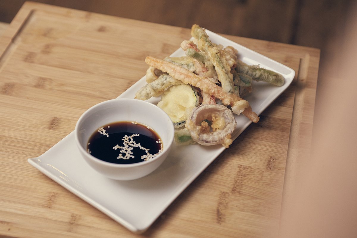 LaPepitaBurger's tweet photo. Sanas y deliciosas. Nuestras #tempuras de #vegetales de temporada son el entrante preferido de muchos. ¡No te olvides de acompañarlas con salsa de #soja! https://t.co/AzTcNUlocW