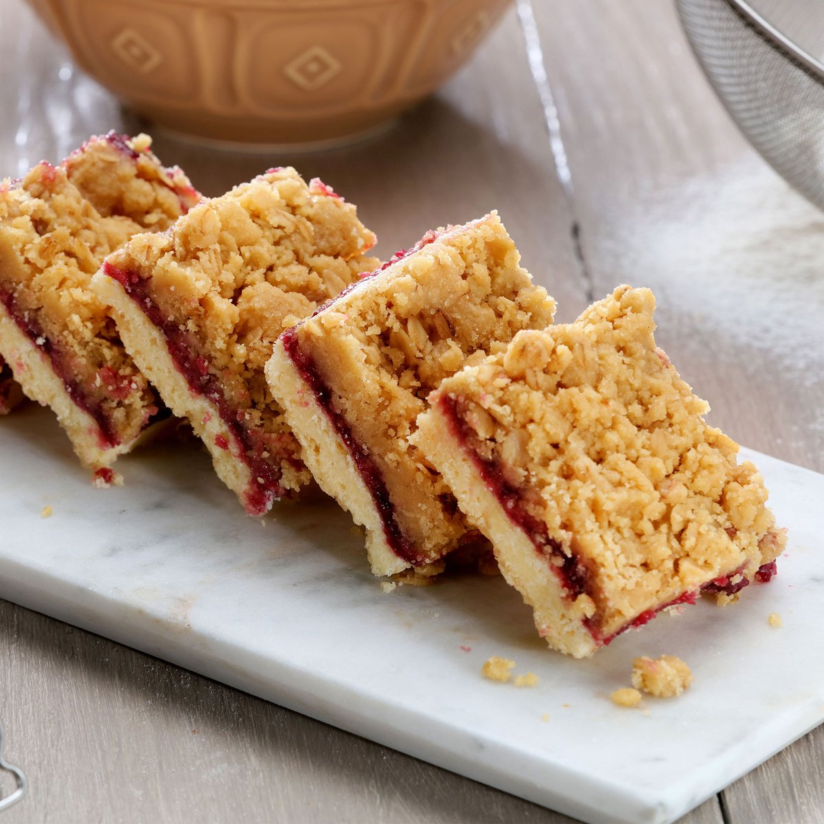 FoodAngles's tweet image. Are you serving plant-based goodness during #veganuary? These are definitely one for the grab and go market. A delicious sweet treat from #HandmadeCakeCompany to pick up your customers during the January blues! bit.ly/2T3SI1u