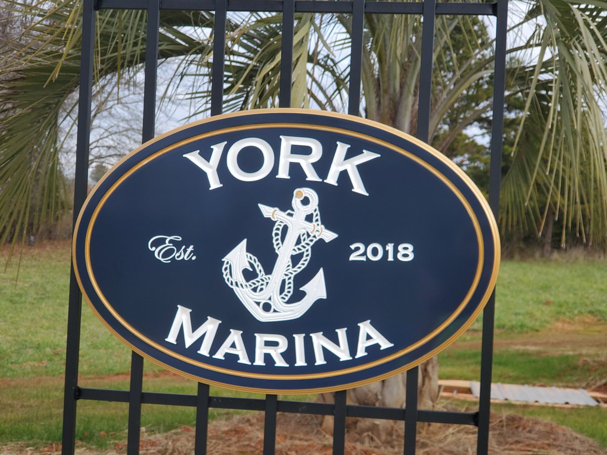 cottage_green's tweet photo. CUSTOM OUTDOOR WELCOME SIGNS
https://t.co/OrhTQskhKb #Nautical #Coastalliving #LongBeachNY #Hamptons #customsigns ⚓️🦀🌊🏡#investor #homedecor #coastal #entrepreneurlife 🇺🇸 #StKittsIsland #Caribbean #FrigateBay #MountLiamuiga #StLucia #Dominica #USVI #Boats #Yachts #Sailing #fish https://t.co/e4rVBuNM05