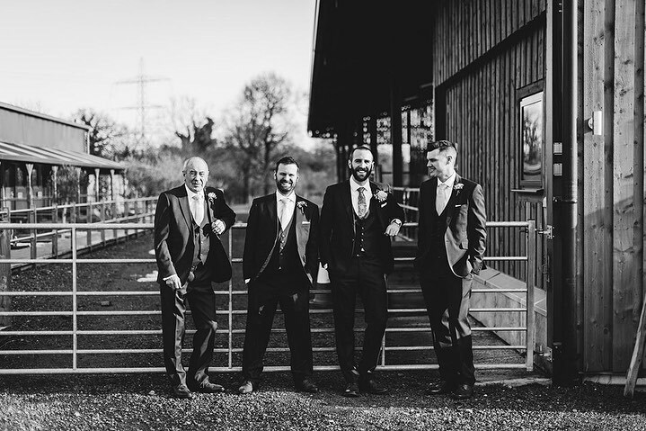 HelenPlusDavid's tweet photo. Helen Plus David Photography https://t.co/tDd8midRqi https://t.co/PQz6XP0ZOE
