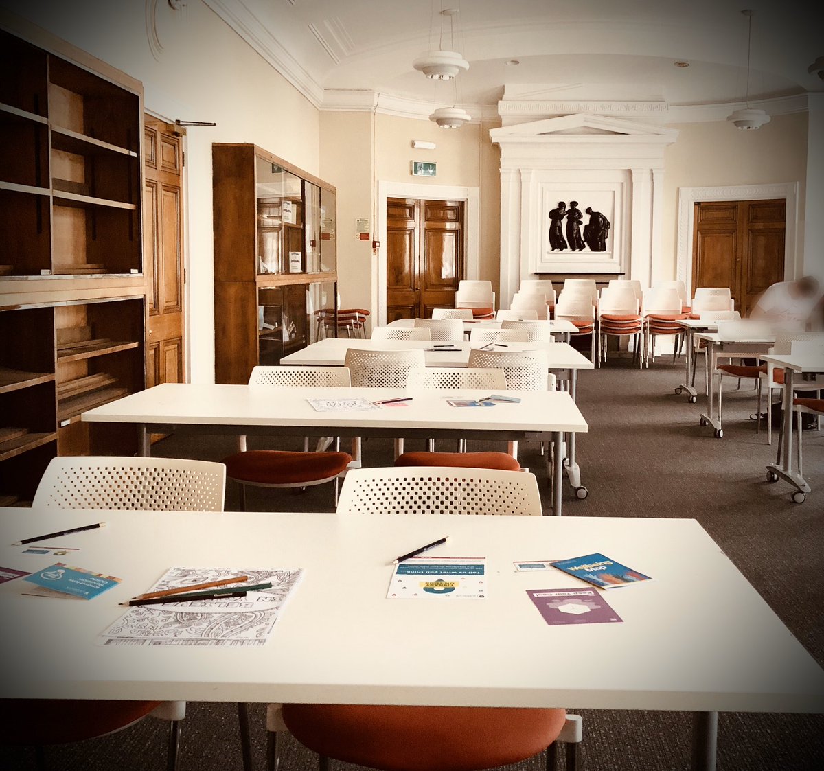 LivUniLibrary's tweet photo. The library is in the library.  Plenty of nice study space @LiverpoolGuild and we have staff on hand if you need anything. #libraryontour https://t.co/dfmtdHCAHc