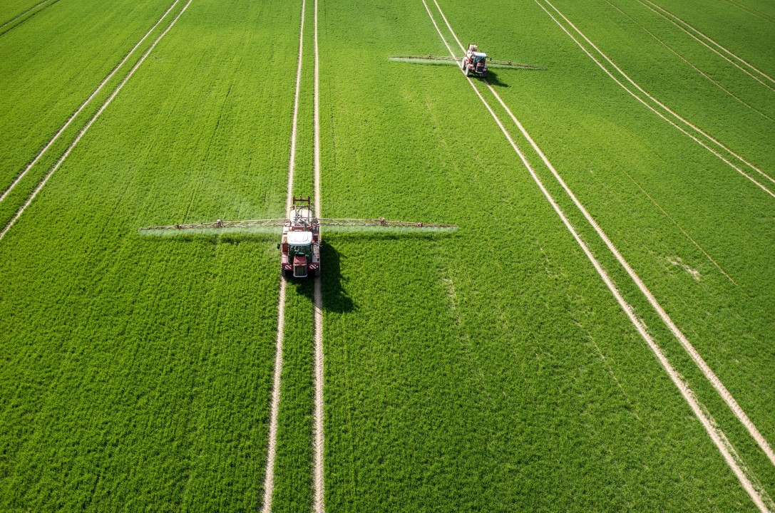 WorldAgriTech's tweet image. #WorldAgriTech partners @BoschGlobal  and @BASF / @xarviodf are furthering their successful cooperation for the development of digital #farming solutions. We look forward to seeing the launch of their Smart Spraying collaboration in 2021: bit.ly/2ushIFf 

#smartspraying