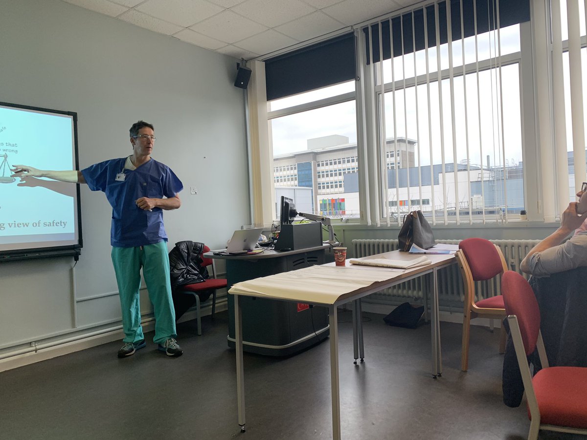 zaher_summia's tweet image. Mark Stacey talking human factors and reducing errors.@zaher_summia @CV_UHB #teamworkmakesthedreamwork