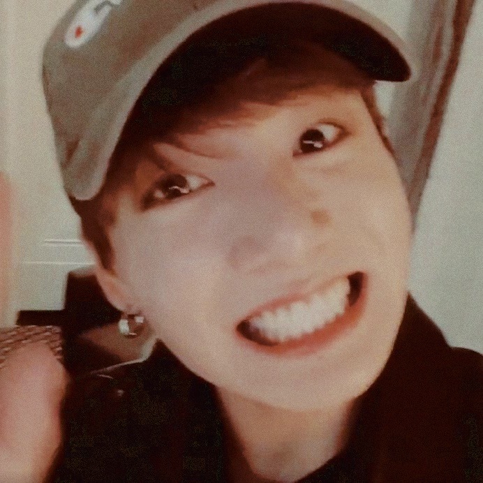 ˖◛⁺⑅♡ Jungkook, please love yourself enough today. we are trending something for you today, and i hope you get to see all this love being given, all this support. i wish i could give you the universe because you deserve it.  #JKDAY {  #전정국  #JUNGKOOK    #방탄소년단   }