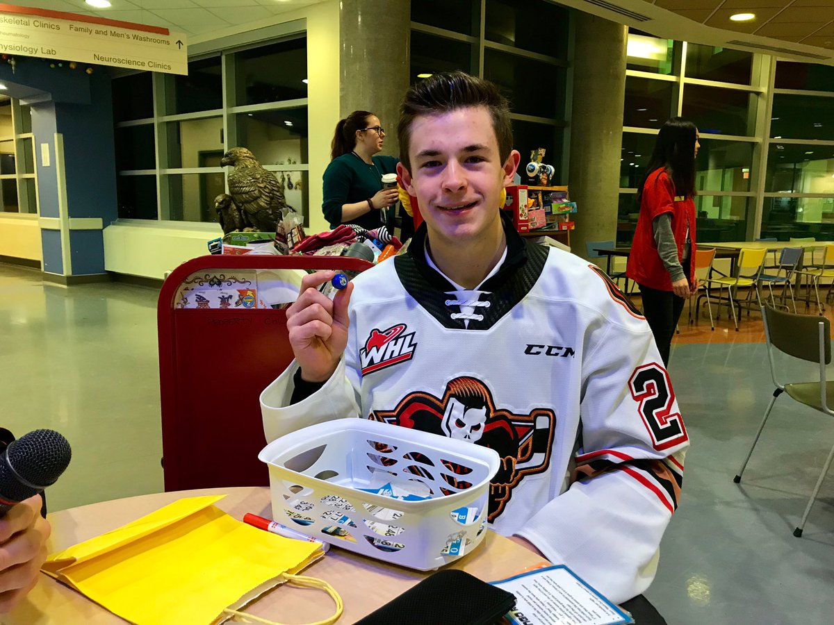 WHLHitmen's tweet photo. BINGO!! 

The boys were helping out call out numbers for Bingo Night at the @ACHFKids last night! #25Together | #HitmenPledge powered by @ENMAX https://t.co/eDz4TFIBy7