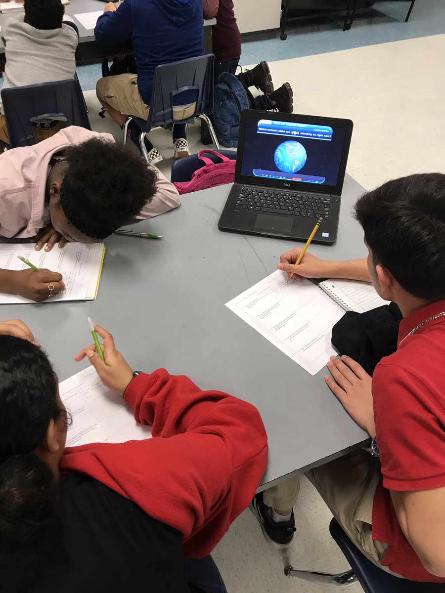 8th students are working in groups using Edusmart to learn about Plate Tectonics. @ODMSMustangs @AliefISD @AliefScience #edusmart #RealWorldExamples #platetectonics