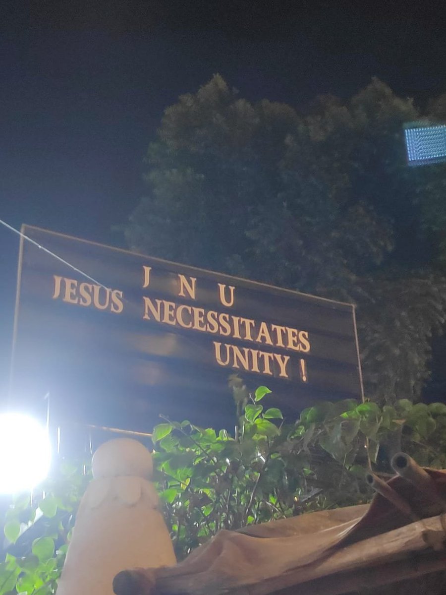 Mahim Church slaying it like a boss! 
(image via <a href="/rubenmasc/">Ruben Mascarenhas</a>)