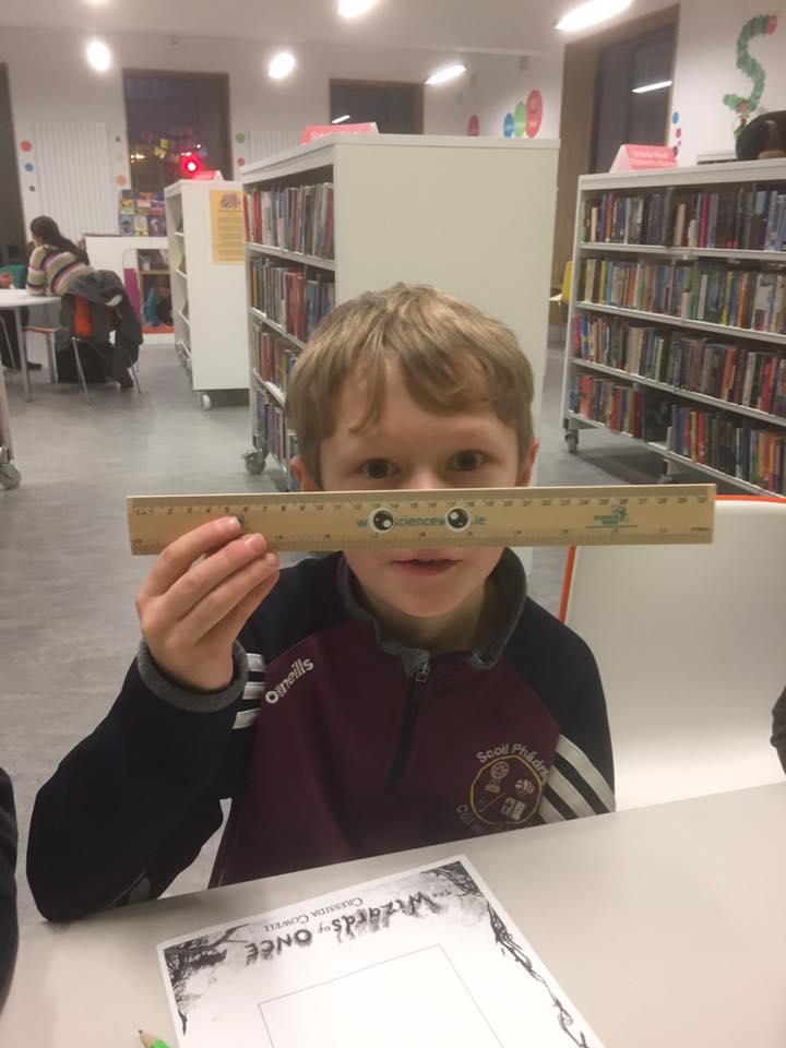 LaoisLibraries's tweet image. What great fun at Portarlington Library this evening as the book club created magical objects inspired by The Spoon in The Wizards of Once by @CressidaCowell All objects were endowed with fascinating personalities🙂 #loveyourlibrary #wizardsofonce @LibrariesIre #bookclub #Laois