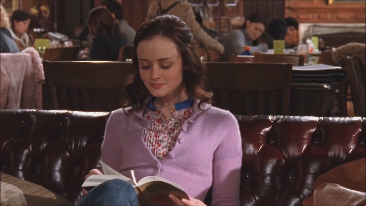 rory gilmore reading appreciation tweet.