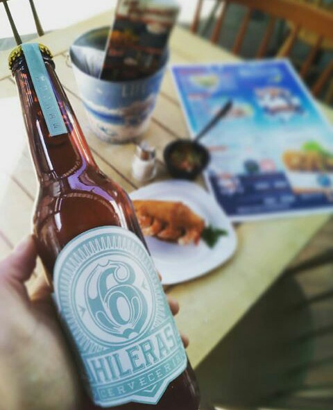 CrownFISH1's tweet photo. Un #maridaje con cerveza artesanal @SeisHileras y una empanada de camarón de @CrownFISH1

#coronitas #empanada #cervezaartesanal #maridaje #tasty #jummy #seafood #crownfish https://t.co/p7Lj0Sc2Q0