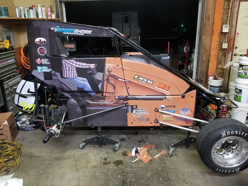 SpeedSharkG's tweet photo. #live #look of the #installation of the SpeedShark Graphics David Prickett - The Neverlift Motorsports/David Prickett Racing #15DJ scored as the #15J #chilibowl2020 #wrap for #teamspeedshark
.
#speedsharkgraphics
#tulsa #tulsaoklahoma #chilibowlnationals #chilibowl https://t.co/Ci6tU2KAYy