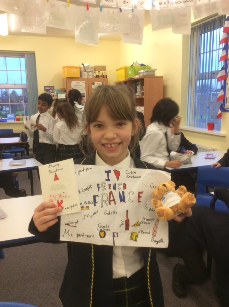 HHSJuniorFrench's tweet photo. Sophia my French star of the day! Great poster! Erasmus bear is off back to Toulouse with some questions for our Penpals. Bon voyage! #Doncasterisgreat #sheffieldissuper #ErasmusPlus #projectcarcassonne @PQFranceLtd https://t.co/daCM16CZLp