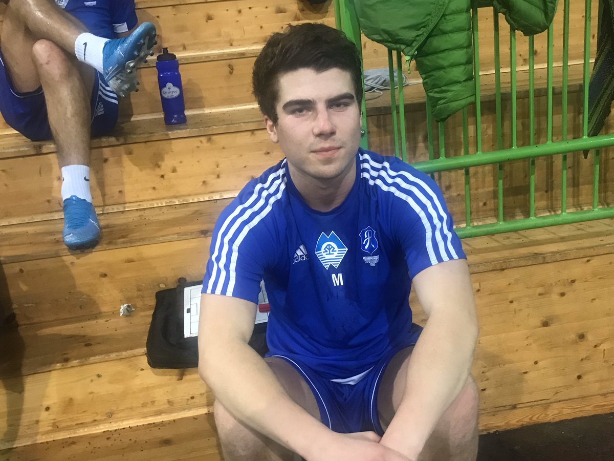 Vi er i gang med årets andre trening, heldigvis innendørs. 24-25 deltar og vi kan også presentere årets første nysignering, Marius Waagan, som kommer fra Spjelkavik, og har flere sesonger i 3. div bak seg.<a href="/MariusWaagan/">myking</a>