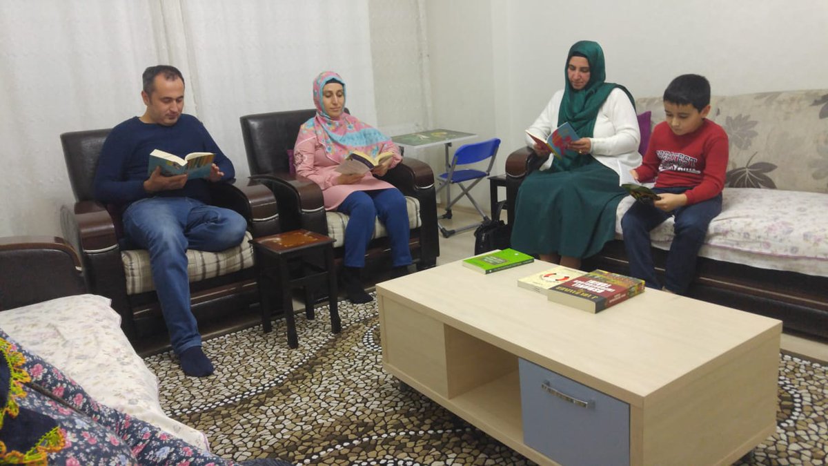 Ben okuyorum Gaziantep okuyor <a href="/sahinbeymem/">Şahinbey İlçe Milli Eğitim Müdürlüğü 🇹🇷</a> <a href="/erdalkilinc27/">Dr.Erdal KILINÇ</a> <a href="/gantepvaliligi/">Gaziantep Valiliği</a> <a href="/Gaziantep_MEM/">Gaziantep İl Millî Eğitim Müdürlüğü</a>