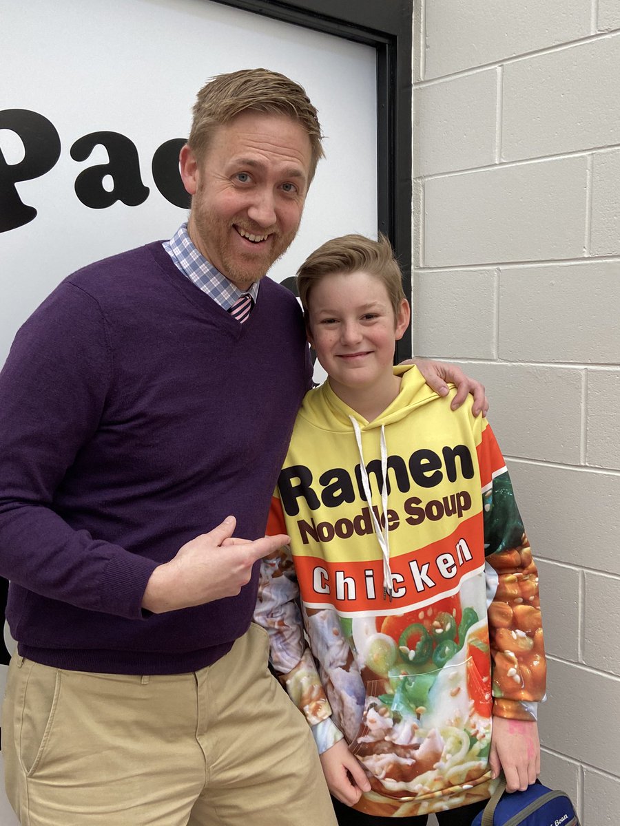 MrWisePrincipal's tweet photo. In case anyone was looking for a last minute holiday present for me...this was MADE for me! #packpride #ramenpride https://t.co/OwuYAPDSlT