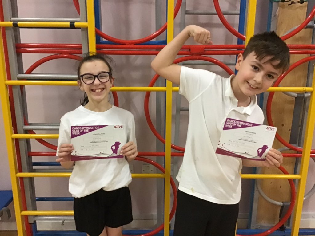 Sports stars of the week are..... Grace & Mathew! Well done 😁👍 @Hawthorns_PE #sycamore #sportsstars #healthmonth