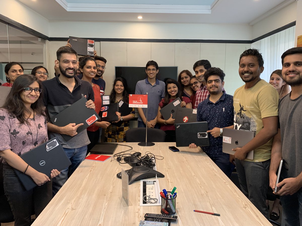 upGrad_edu's tweet photo. Congratulations to our employees who have portrayed the 4 values we truly stand by!
L - Long Term Thinking with Clinical Execution
E - Empathy and Impact
A - Accountability and Ownership
D - Delivering Excellence
#HumansOfupGrad #LifeAtupGrad https://t.co/aKJgvzyJBm