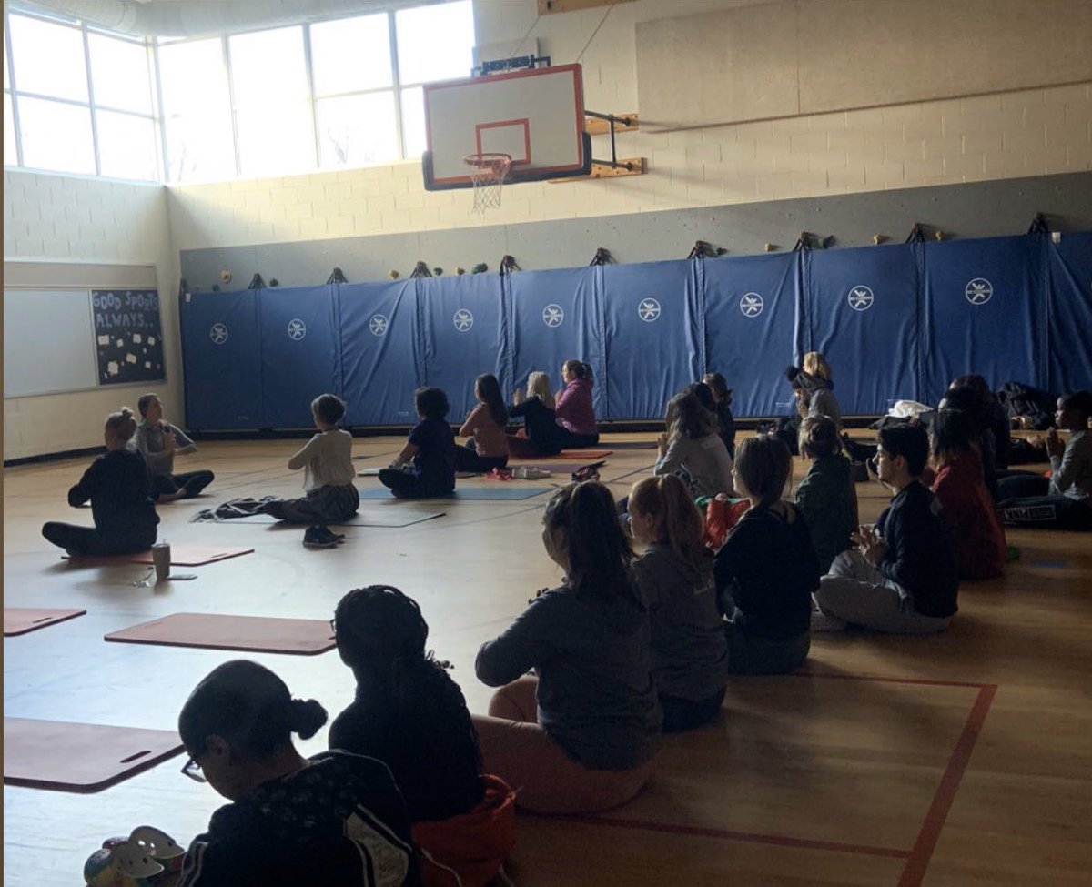 We are so thankful for @bowser_kristin and <a href="/ArundelHS_aacps/">Arundel High School</a> for coming to <a href="/CroftonESAACPS/">Crofton ES AACPS</a> for this wellness opportunity for our teachers! #AACPSAwesome <a href="/AACountySchools/">AACPS</a>