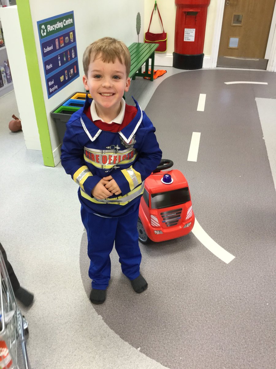 Reception have had a fantastic time at <a href="/LittleStreet1/">Little Street</a> today. They loved playing in a pretend world that is on offer at Little Street. Thank you to the staff for being so welcoming and friendly. 😃