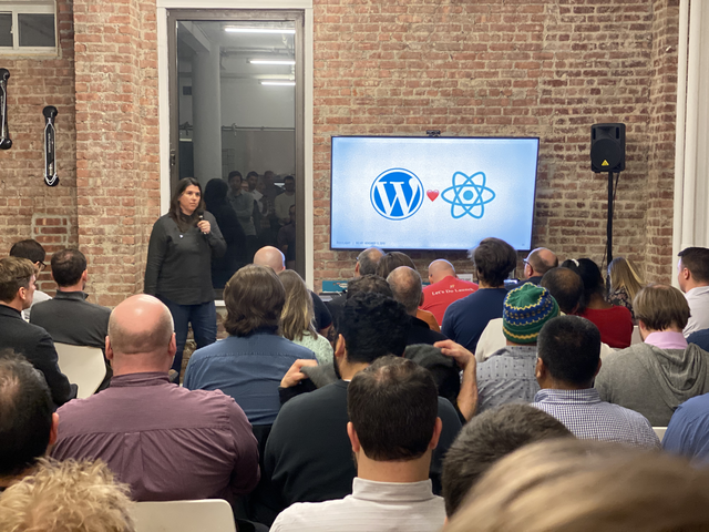 Looking for an excellent way to deliver media-rich content to your React applications? @GinaTrapani suggests you get friendly with <a href="/WordPress/">WordPress</a>, the REST API, and GraphQL. See her full talk at #BigWP NYC here: bit.ly/2MoD1hc