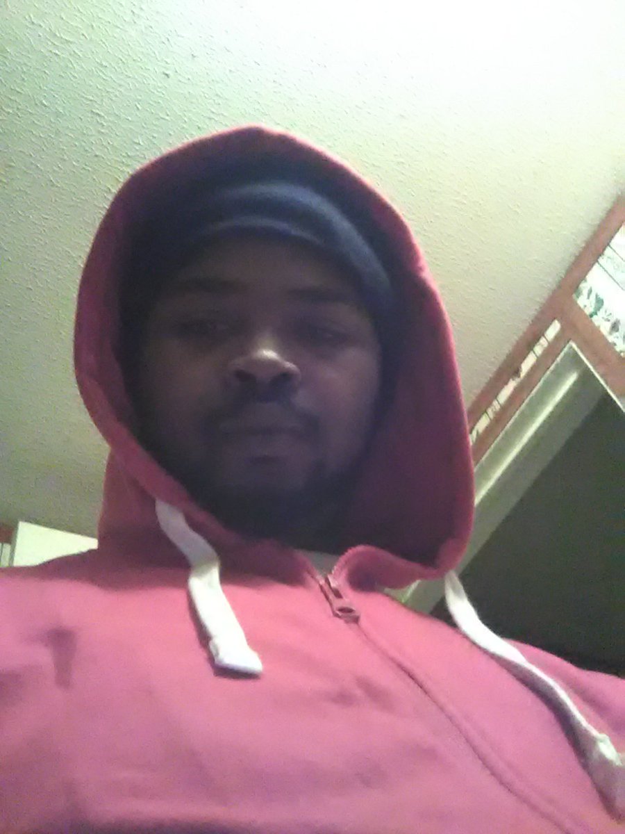 MTP_2300's tweet photo. PAIN MADE ME NUMB #RIPPOPS #LONGLIVEPEE #23004L https://t.co/hkTv7wAmoV