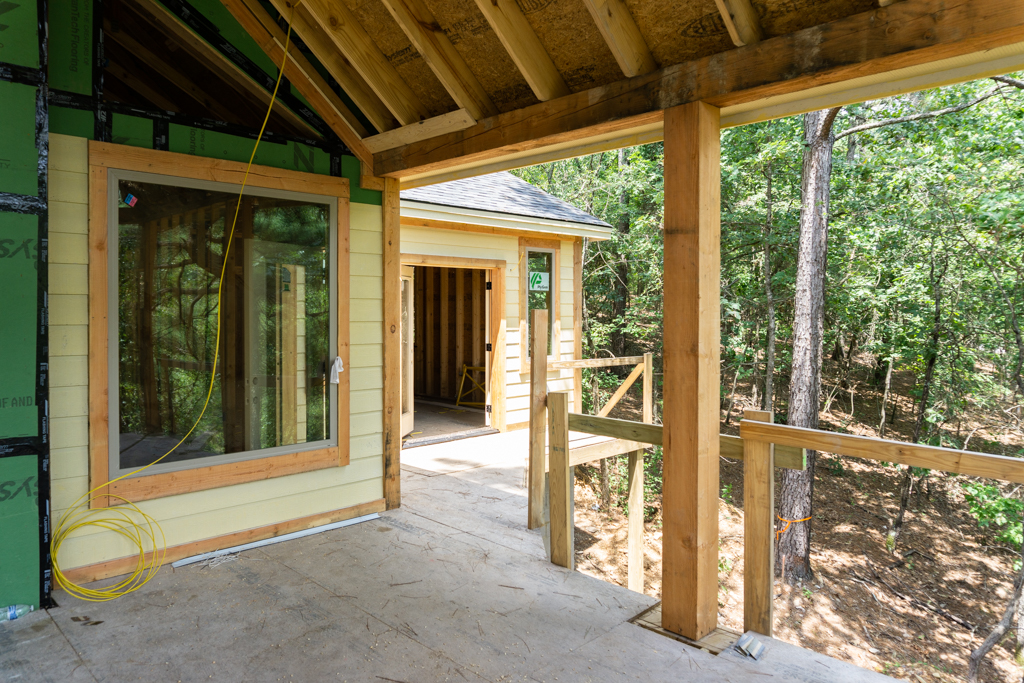 pinelakeOK's tweet photo. Back porch wrap around views of beautiful #PineLakeAtBrokenBow - the only #resortcommunity in #BrokenBow #Oklahoma with lots currently available to build your vacation rental property! Learn more about building with us #realestate #property #vacationrental https://t.co/1UeVQiTplM https://t.co/P7zua1LaYN