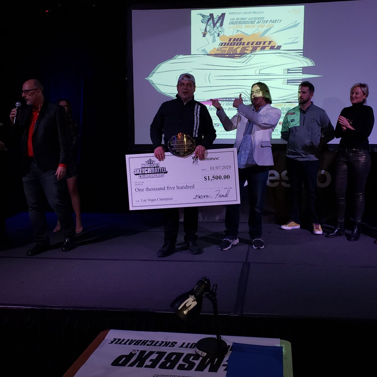 johnskabardonis's tweet photo. after 3 rounds of intense sketching and elimination, the winner of the @middlecottdesig SketchBattle at @ces was Finn Yonkers - kudos!
#MSBEXP https://t.co/C91PavpWVo