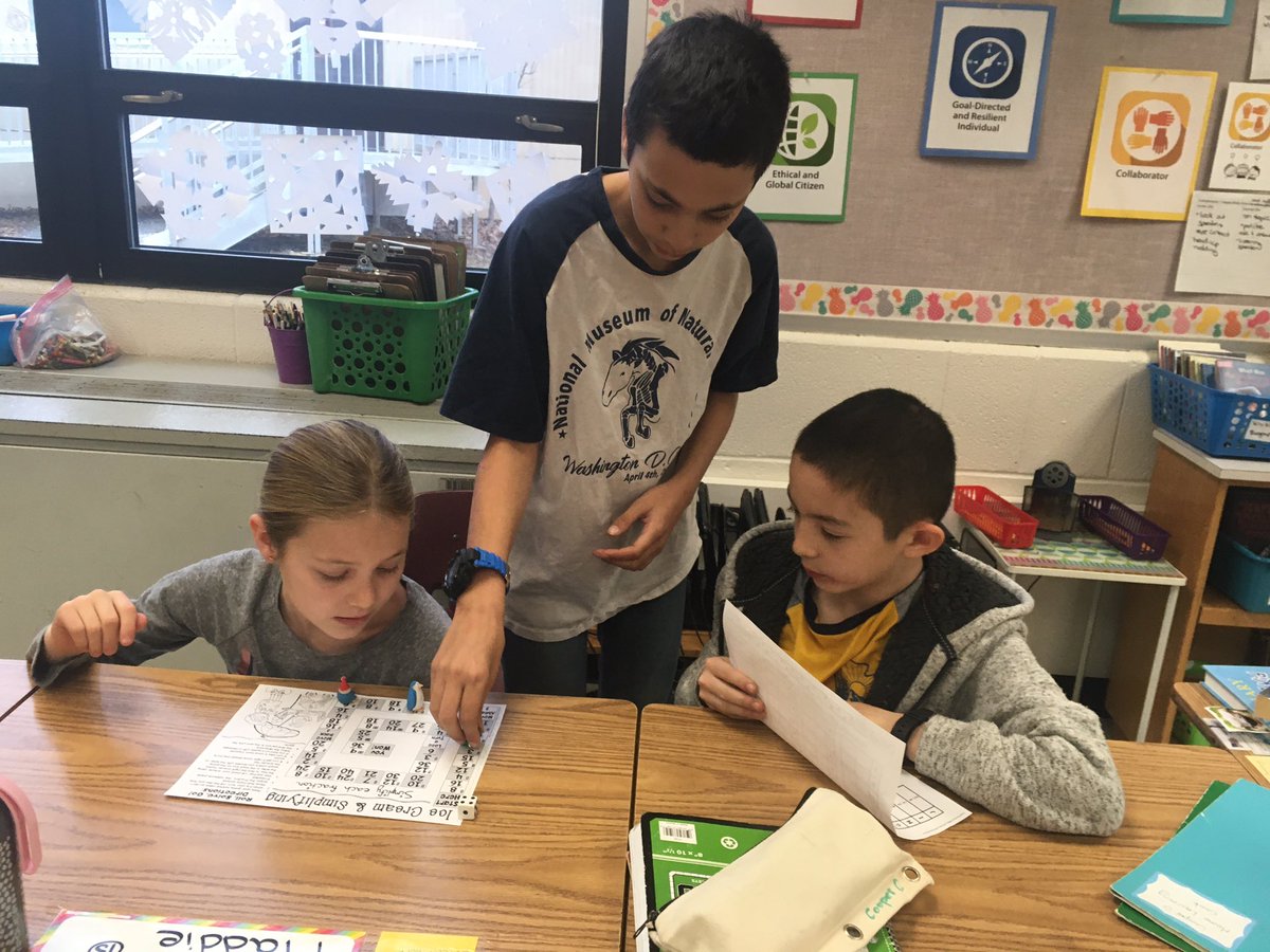 MsSwanton5th's tweet photo. Getting back into the swing of math workshop! Thanks @EUdelaney for the simplifying fractions game! https://t.co/1Ls9V4nIZ9