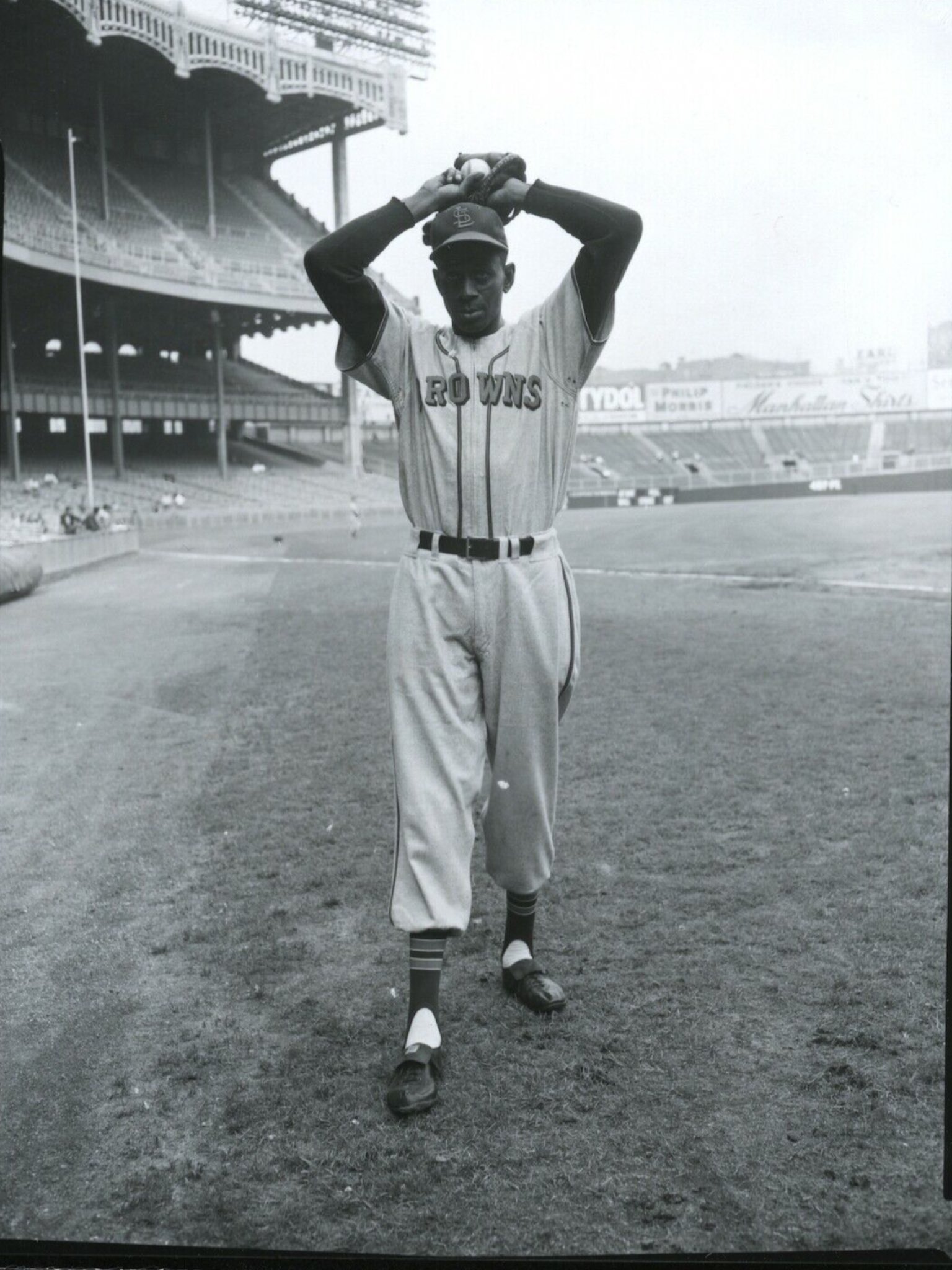 SATCHEL PAIGE St. Louis Browns 1951 Majestic Cooperstown Throwback