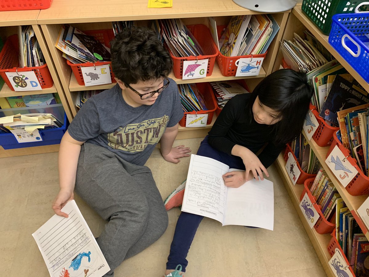 Happening now: G2 nonfiction experts share their nonfiction all about books! #joyinlearning #estabrookschool