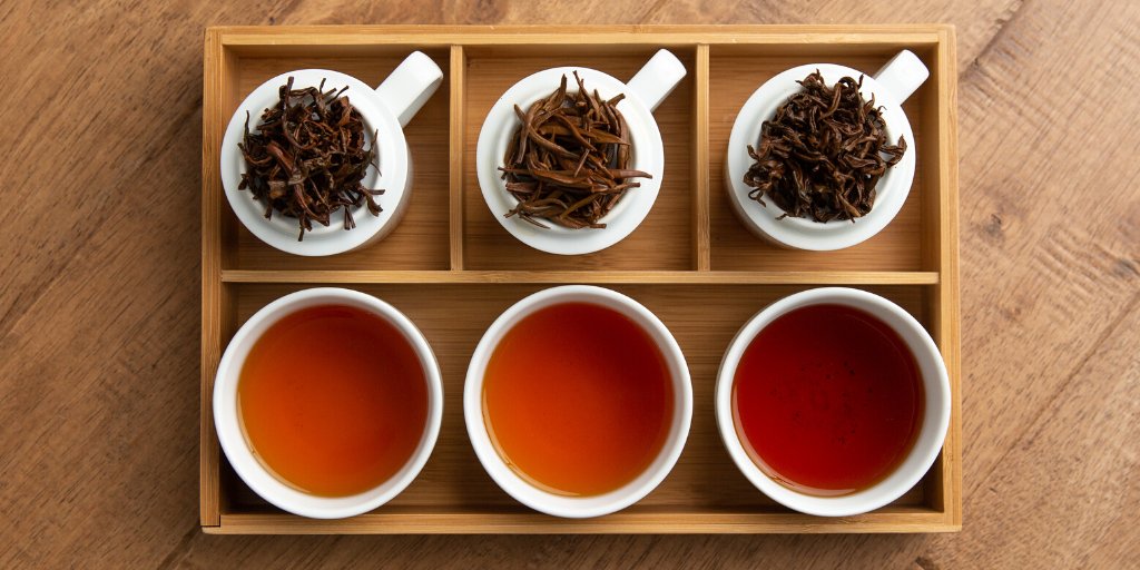 TeaSource's tweet photo. We've got a stellar flight of Chinese black teas on tap this week! Try Yunnan Gold Bud, Golden Dragon, and China Black Special for just $8.
#teaflight #blacktea #caffeine #China #tealife #SaintPaul #StAnthonyVillage #EdenPrairie https://t.co/3jEs4lalM2