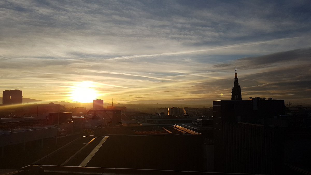 j4ck_se7en's tweet image. Nice #vue from the #rooftop 😅