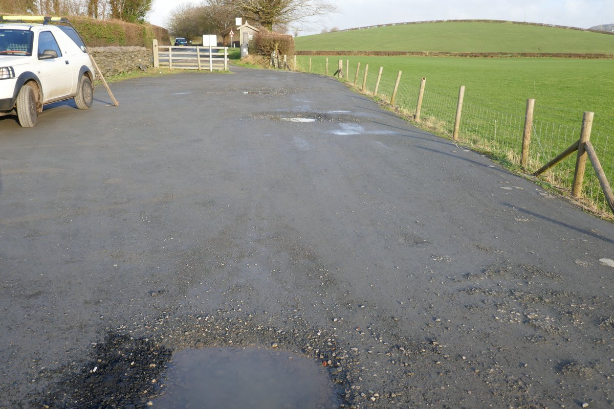 TheLengthsman's tweet photo. Lovely sunny morning in #Soutergate completing the filling in of potholes in the Parish Council car park.
Lots of nice "thank-you's" from locals π https://t.co/J3DB2ZROpX