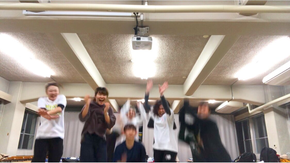 klc_ttt's tweet photo. 1月8日
あけましておめでとうございます🎍🐭☀
今日は新年一発目の練習日でした✨
今年もとっとっと。一同みんなで頑張ってまいりますのでよろしくお願いします🌈✨
#とっとっと 。
#よさこい https://t.co/pxJONr4wFf