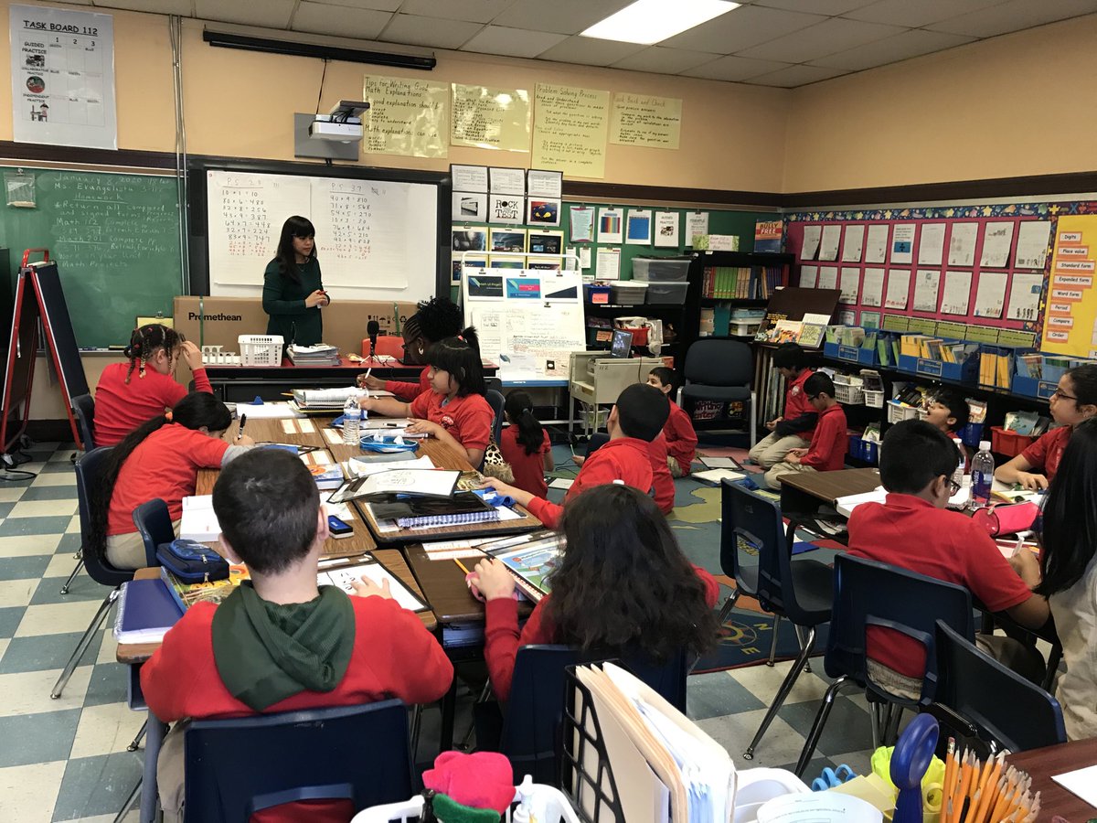 jcps_district's tweet image. Virtual class between Cordero School PS 37 and Mahatma Gandhi PS 23.