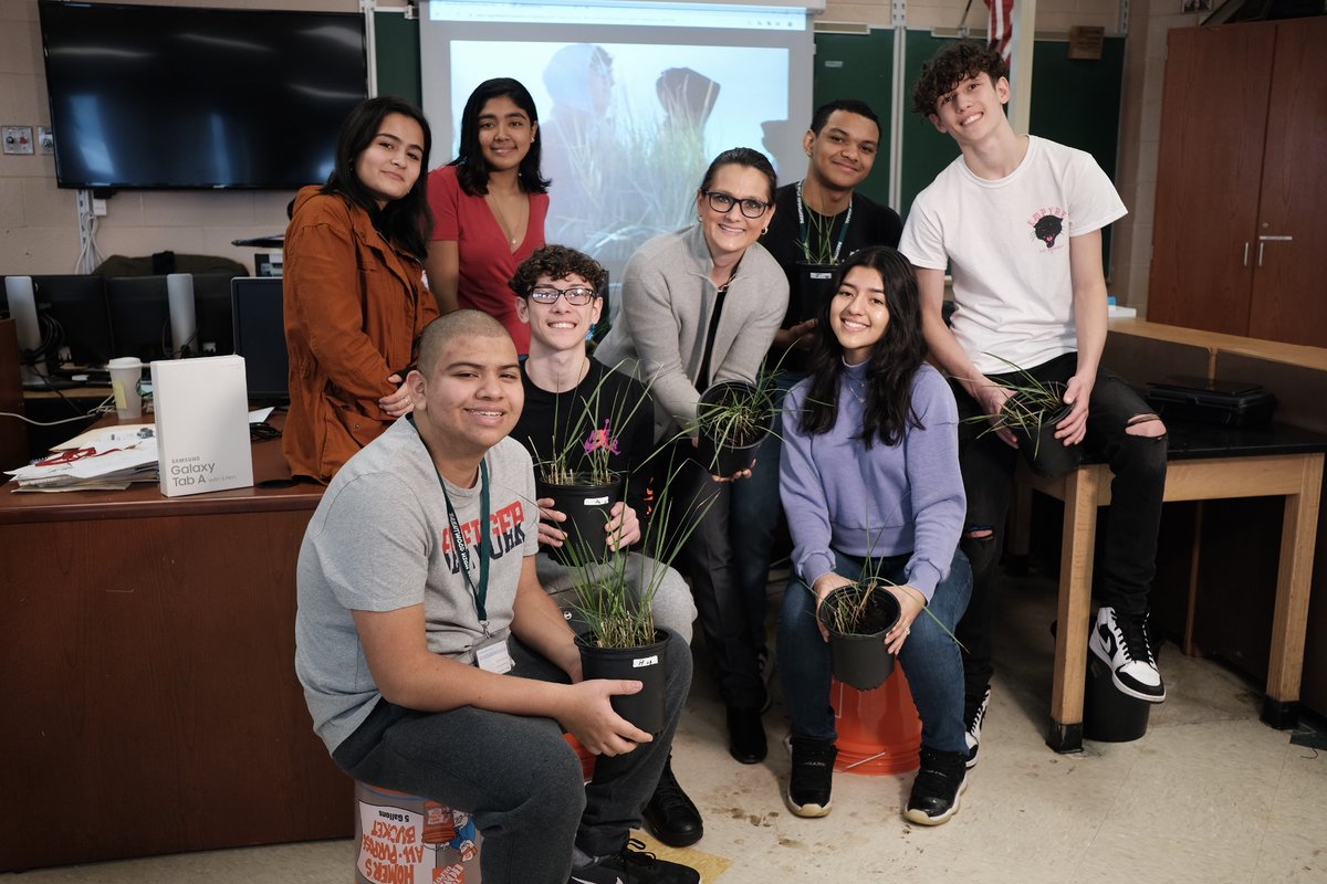 rebecca_grella's tweet photo. Samsung announces Brentwood Research Team as the State Finalist for the Samsung Solve for Tomorrow Competition! Students are developing solutions to help restore Long Island's salt marshes. Let's go for the 100K prize! #nyseagrant #SoMAS_SBU #savethesound #solvesamsung https://t.co/bqDweeZSTh