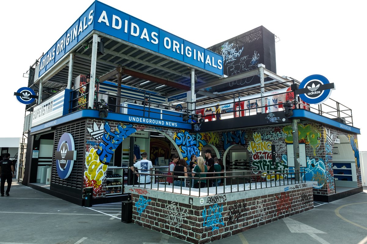 jackmorton's tweet photo. We had a blast partnering with @adidas at @SoleDxb 2019! Our Dubai team brought the London Underground to the streets of Dubai with an experiential showcase infused with music, art and fashion – celebrating adidas Originals’ place in Arabic street culture with the festival crowd. https://t.co/sJaJYxPmZK