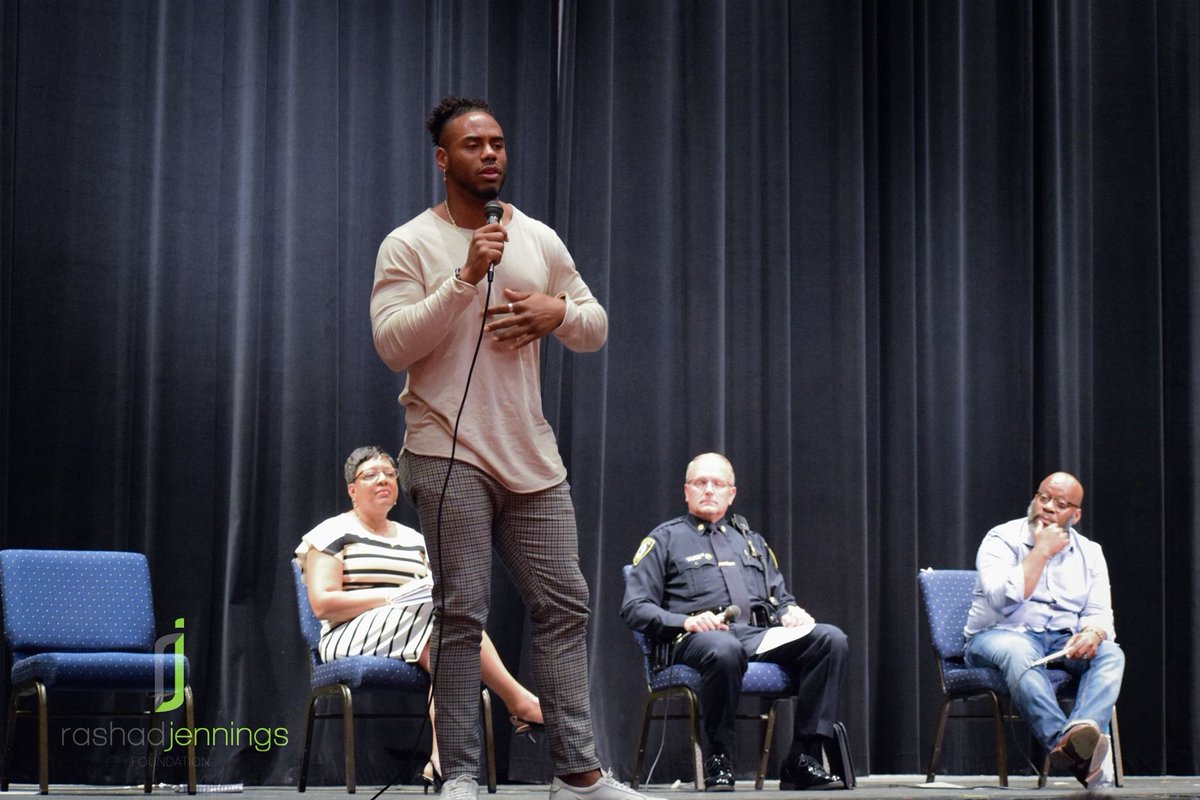 TheRJFoundation's tweet photo. We are SO SO excited for our 180 Round Table follow up meeting this Friday and Saturday!๐ค To learn more, DM us or send an email to info@therjf.org!๐
.
.
#180RoundTable #RJF #MakeADifference #CommunityWork https://t.co/T0sjrvQAm6