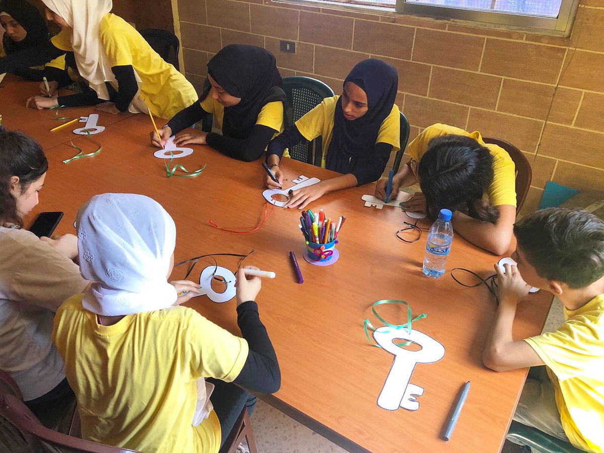 LEAPProgram's tweet photo. Calling for Applications! Apply now to volunteer in the Palestine refugee camps of Lebanon, teaching either English or Music. Application deadlines for both Project SHINE and Project MUSIC 2020 are February 12th! Link in bio! https://t.co/W4RGtWUqMk