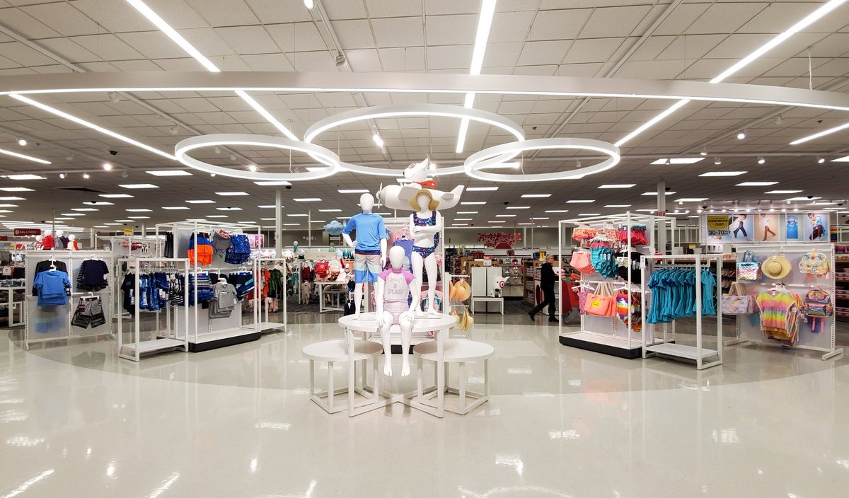 vm_jaiv's tweet photo. 🌞Summer, is that you?? Or is that Vacation🏖 calling?? 🤣 #T1185 #visual #VM #visualmerchandising #KidsNode #swimsuits #vacation #swimming #sunshine #splishsplash #beach #pool #lightingisonpoint @Adam_Reiter @JenieBrisson @etlssmariah @Fossy_33 https://t.co/wuor4cE8QW