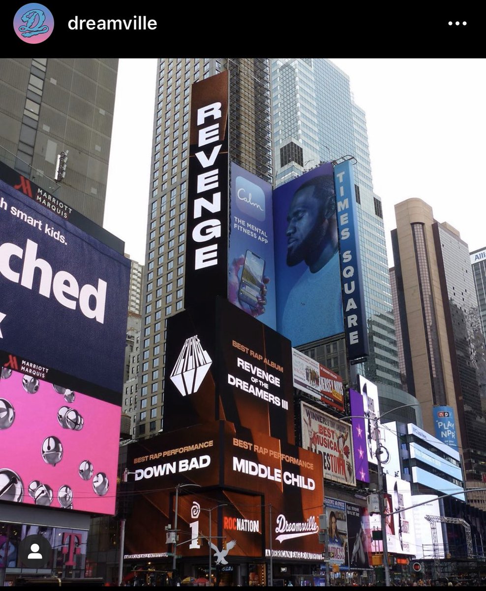 Naskademini tweet media