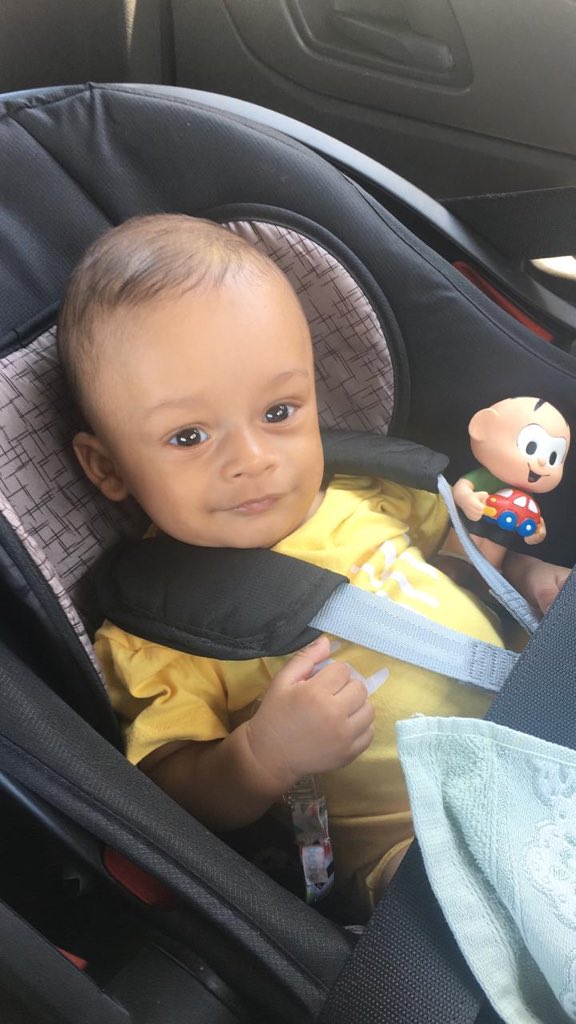 Re_twirado's tweet photo. Hj meu neném faz #5mesesdevida #Davilucca #papaiama https://t.co/pOQqFFLbqc