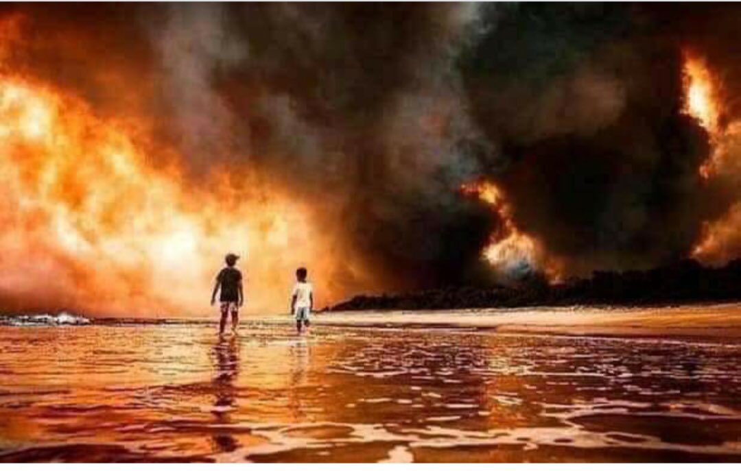 MarieAndriolo's tweet photo. Australia en llamas!!! Por favor salvemos el planeta!!!
Todos debemos apoyar en estos momentos tan difíciles!!!
#NoMasIncendios!! https://t.co/O6PlBn7v7d