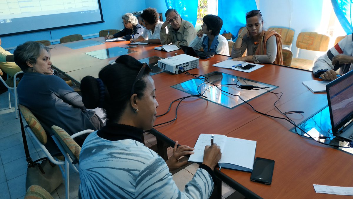 CICTICuba's tweet photo. #AhoraMismo se realiza en el Salón de Reuniones de @IDICT_Cuba, primera reunión del año del Comité Organizador de @CICTICuba

🔹 Se puntualizan el estado actual de participantes, cantidad de salas y días de sesión por eventos

#CICTICuba2020 #CitmaCuba #AENTA #IDICT https://t.co/01Jnt3nw32