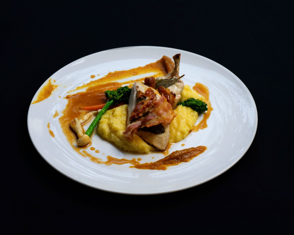 apronyvr's tweet photo. Same same, but different 💁‍♂️
Try our free-range chicken saltimbocca, paired with pancetta and sage laced, creamy polenta potato, sultana and apricot and natural jus. https://t.co/5nh0yQlhnU