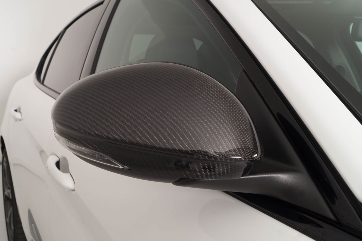 Autosi_es's tweet photo. ⚠️ ¡Si no corres como lo hace este Giulia Veloce te quedarás sin él! Próximamente disponible en nuestras instalaciones, cargadito de extras... 😱 https://t.co/Sgzw1K4Gy0