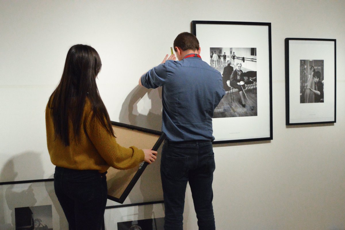 TheLightbox's tweet image. It’s #InstallWeek in our Upper Gallery and the Exhibitions team is getting ready for the launch of Great Minds by Anne-Katrin Purkiss. This show shines a light on women working in creative professions, from science through to the arts.

Opens on Saturday: bit.ly/34mAN8h