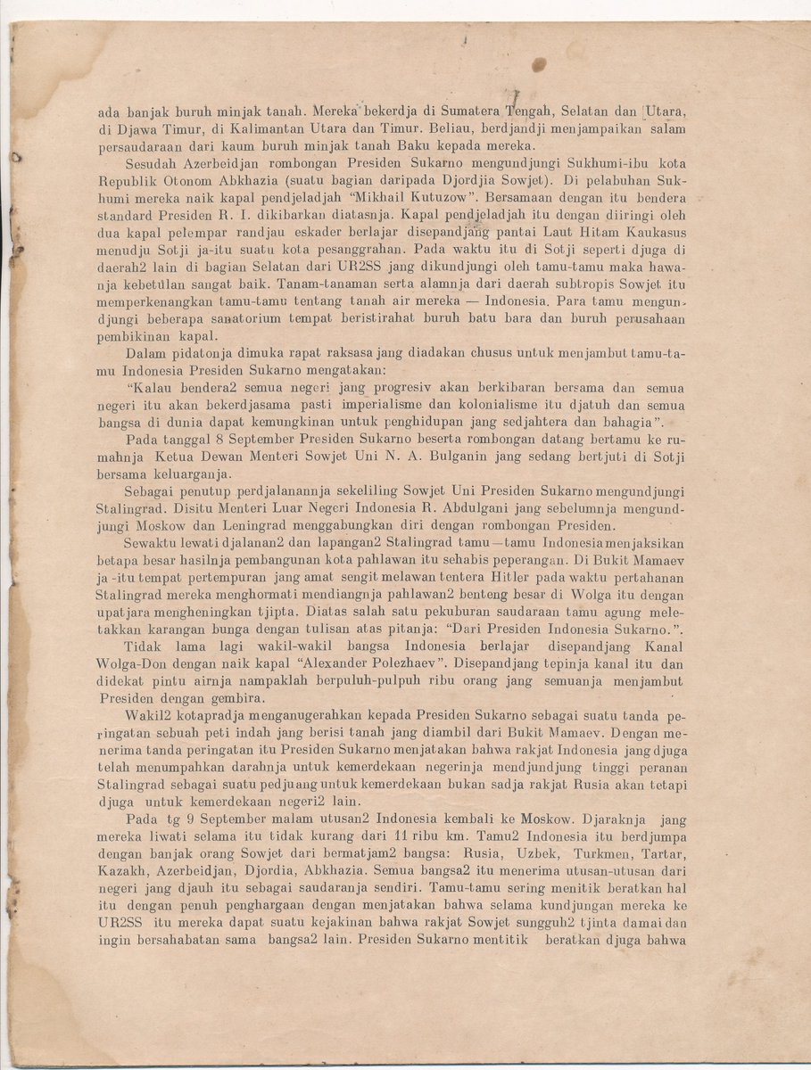 arbainrambey's tweet photo. Berkas yang menunjukkan Sukarno mengunjungi Samarkand, sesuai isu bahwa dialah yang "menemukan kembali" makam Imam Bukhori https://t.co/wTbxcszJNJ